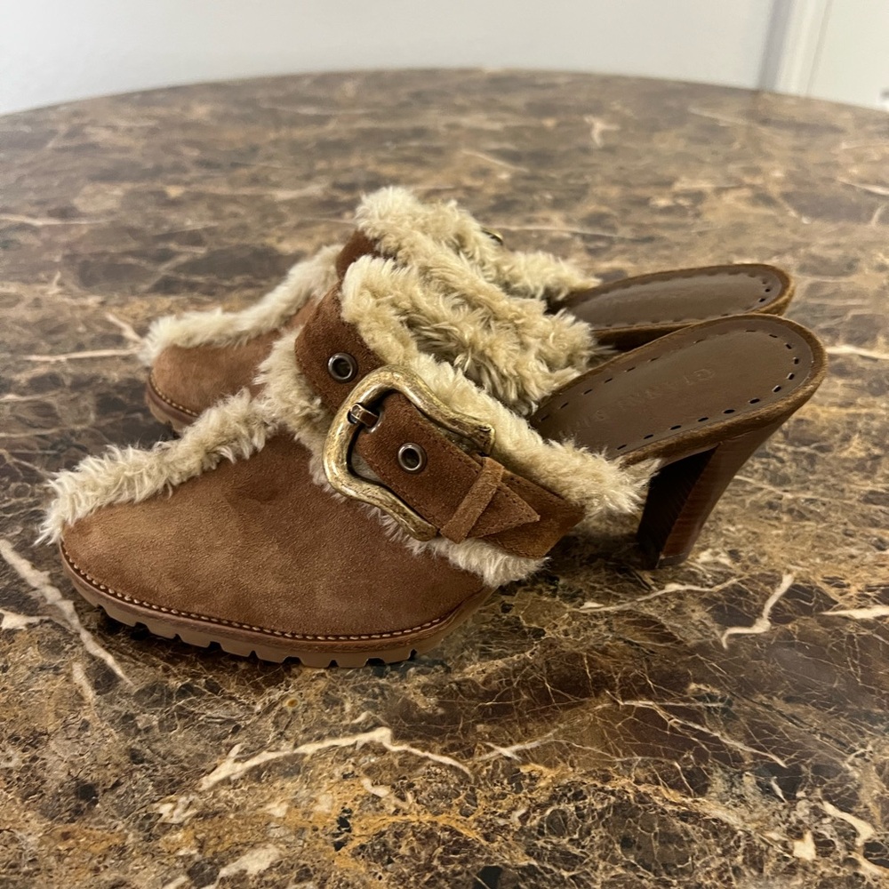 Gianni Bini Brown Suede Shearling Mule Heels Western Buckle Clog Size 8 - Picture 5 of 7